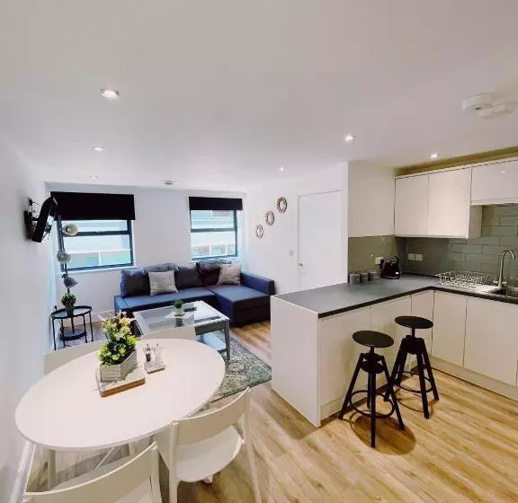 Prosper House Apartment 4