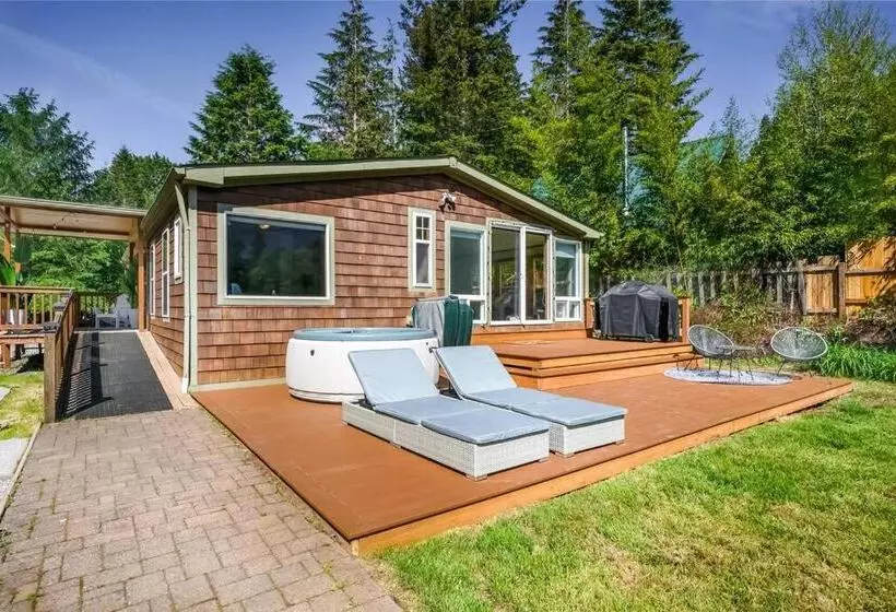 Riverfront Paradise W/ Hot Tub  Little River House