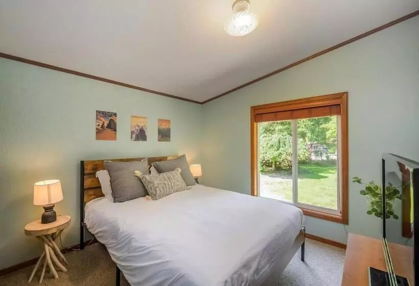 Riverfront Paradise W/ Hot Tub  Little River House