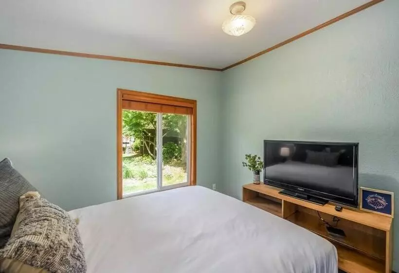 Riverfront Paradise W/ Hot Tub  Little River House