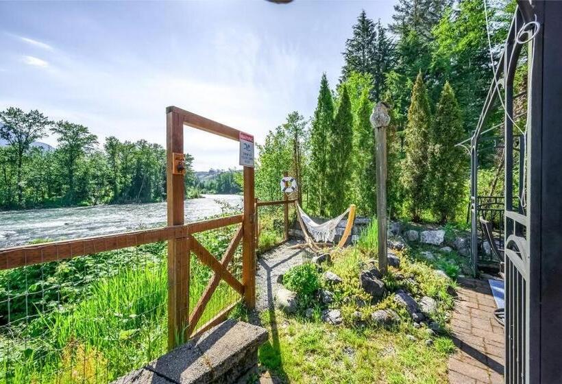 Riverfront Paradise W/ Hot Tub  Little River House