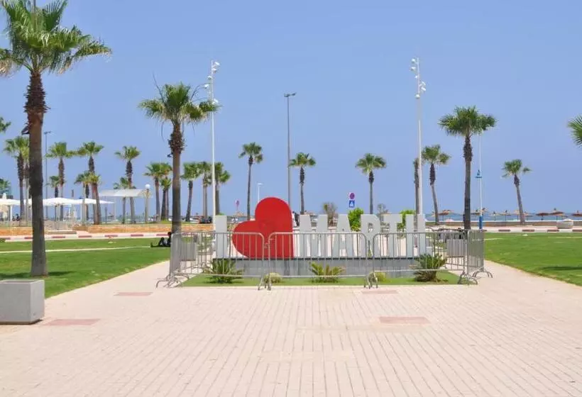 Seafront High Standard Apartment