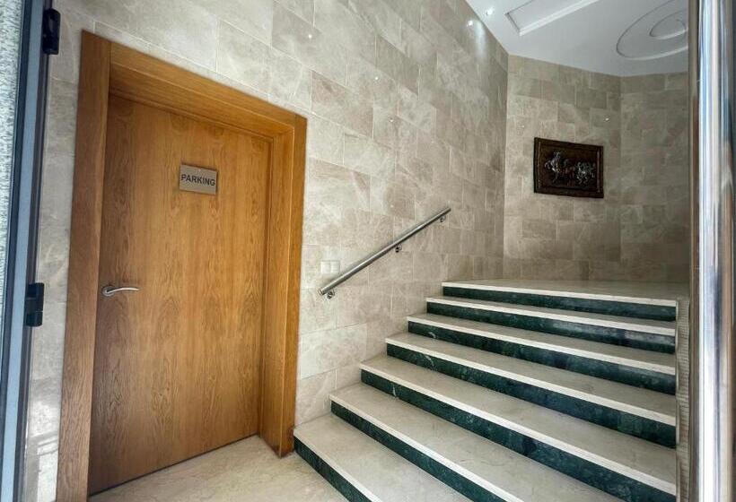 Seafront High Standard Apartment