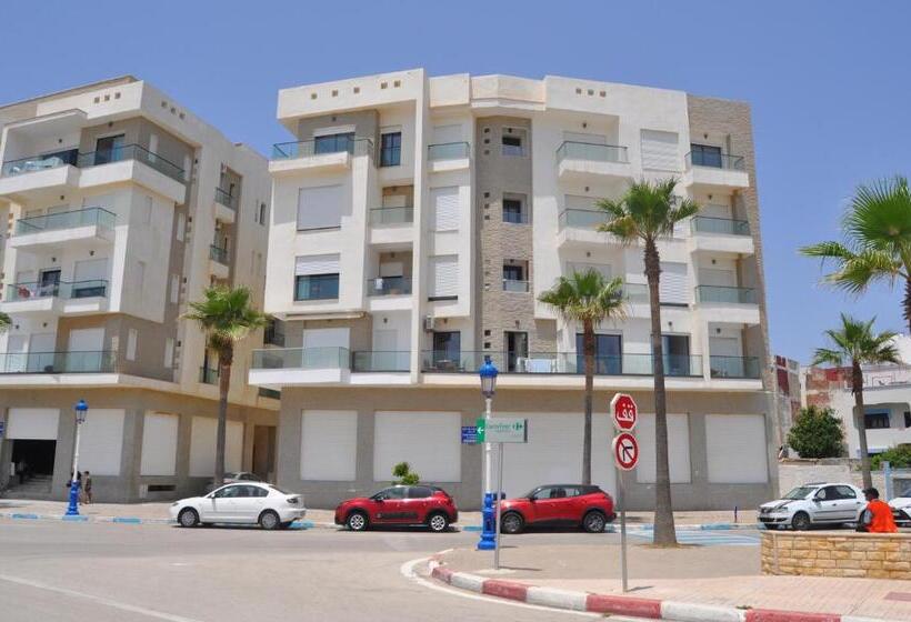 Seafront High Standard Apartment