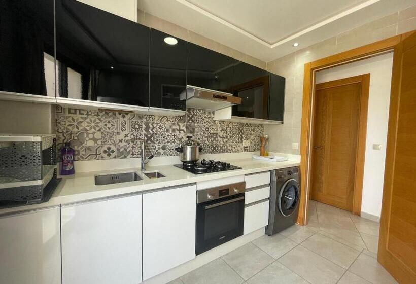 Seafront High Standard Apartment