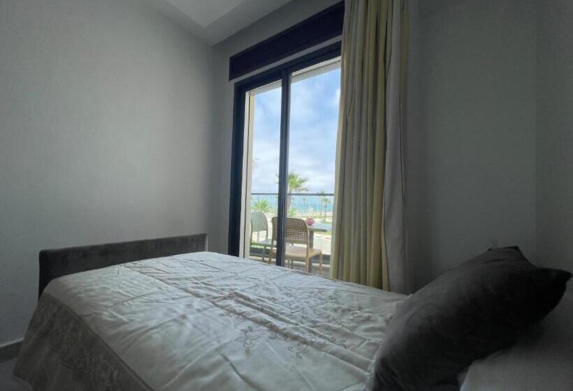 Seafront High Standard Apartment