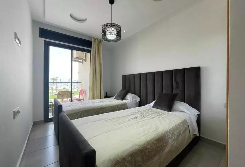 Seafront High Standard Apartment