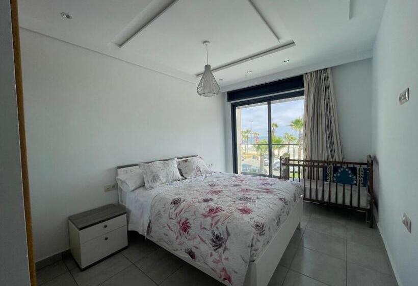 Seafront High Standard Apartment