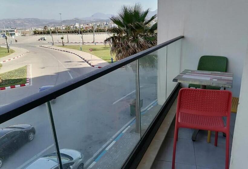 Seafront High Standard Apartment