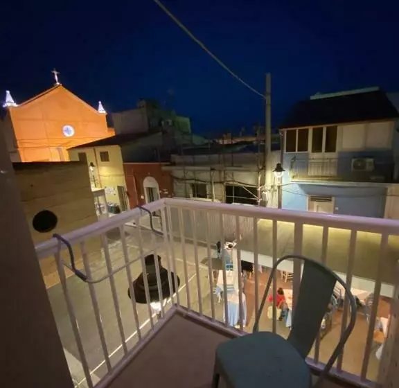 Aamiaismajoitus (B&B) Azzurro Mare Rooms