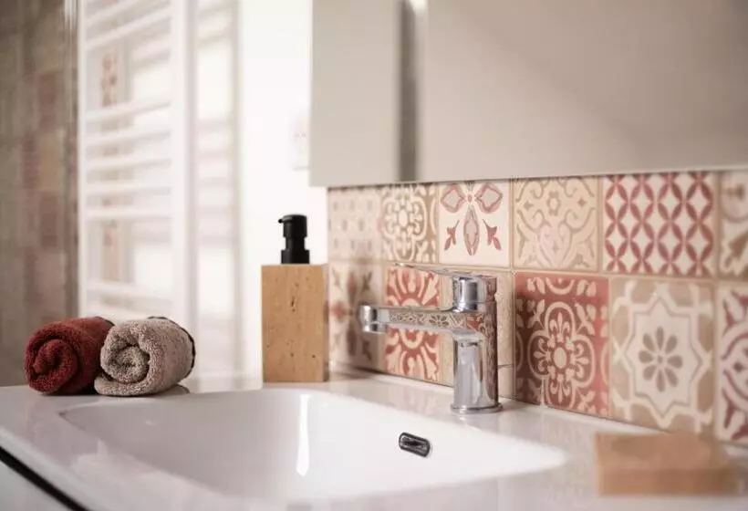 Aamiaismajoitus (B&B) Edouard & Louise   Chambres D Hôtes