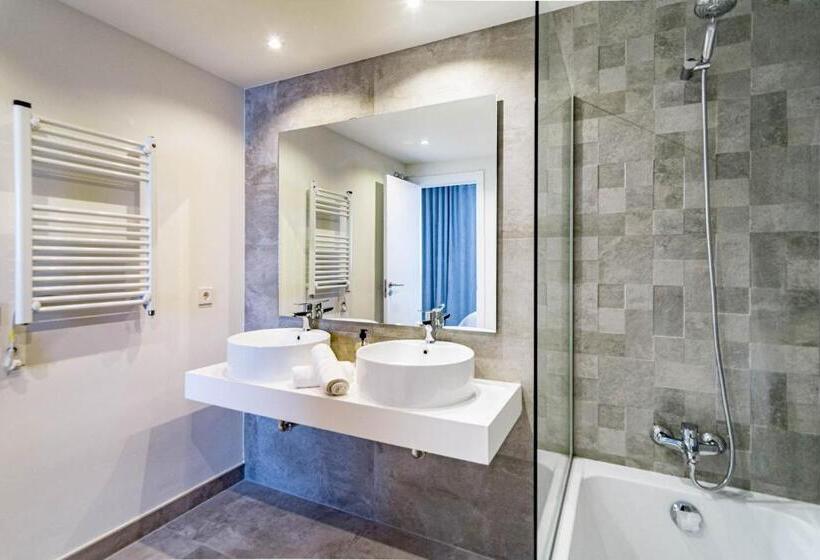 Inf42m  Apotel Infinity By Roomservices