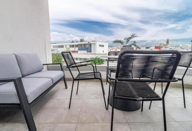 Inf42m  Apotel Infinity By Roomservices