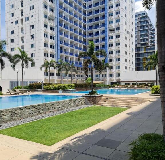 Sea Residences Condo R Us