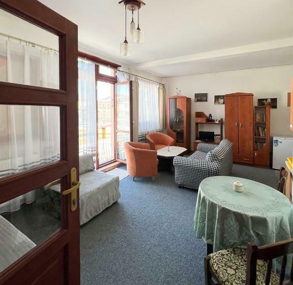 2  Izbový Apartmán Kajka V Penzion Trstená