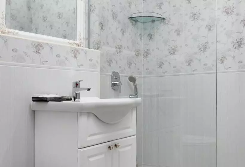 ベッドアンドブレックファースト Notarius Vendégház