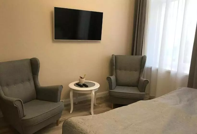 ベッドアンドブレックファースト Notarius Vendégház