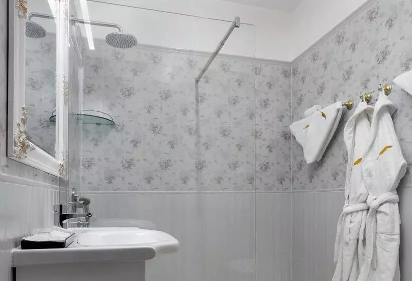 ベッドアンドブレックファースト Notarius Vendégház