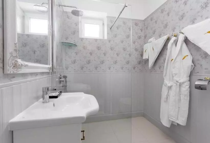 ベッドアンドブレックファースト Notarius Vendégház