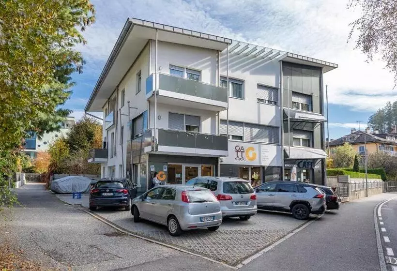 City Café   Central Apartment