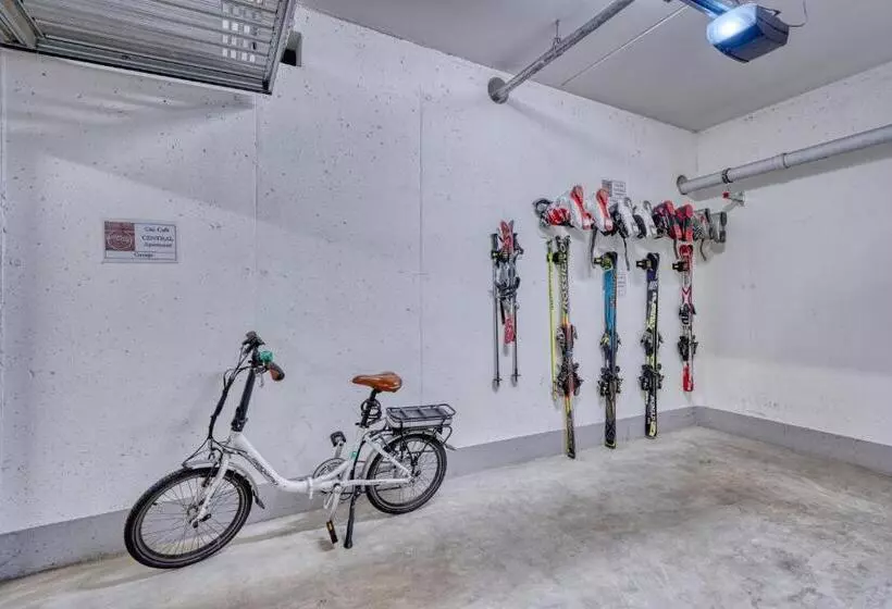 City Café   Central Apartment