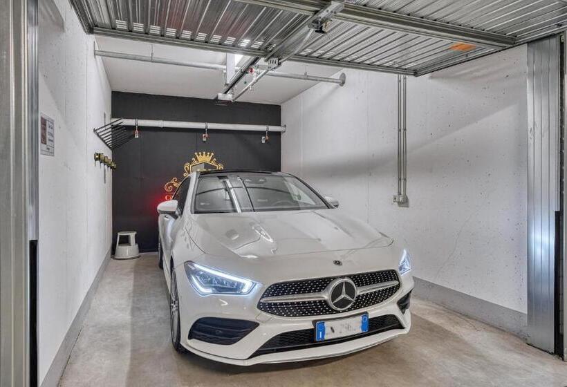 City Café   Central Apartment