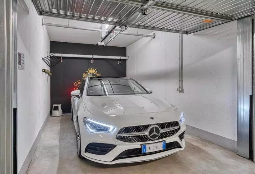 City Café   Central Apartment