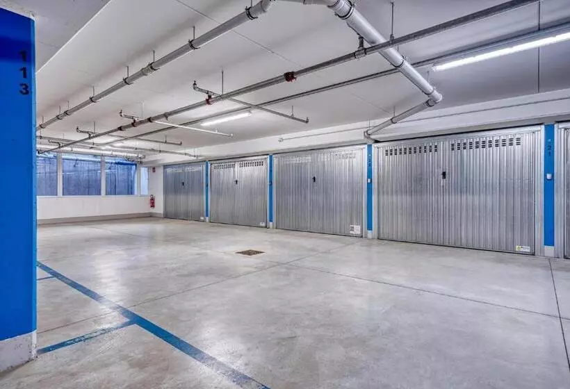 City Café   Central Apartment