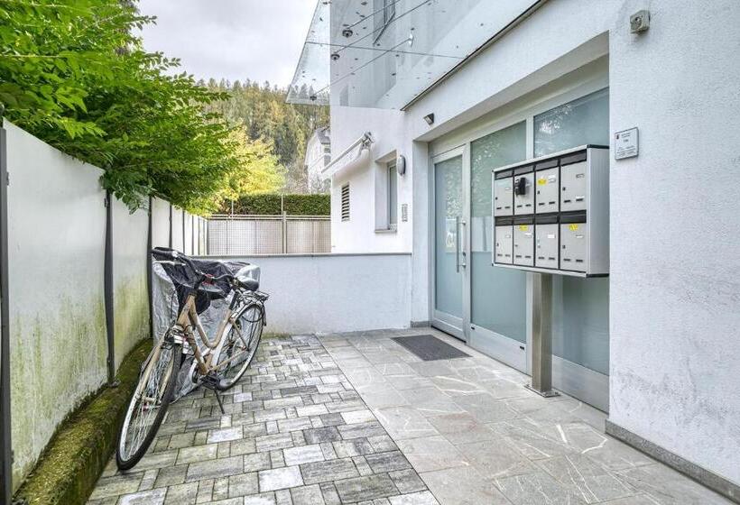 City Café   Central Apartment