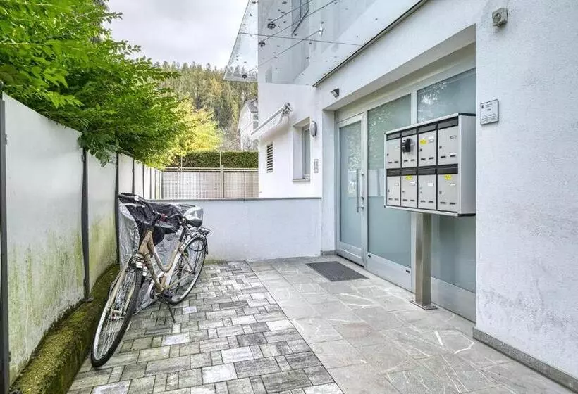 City Café   Central Apartment