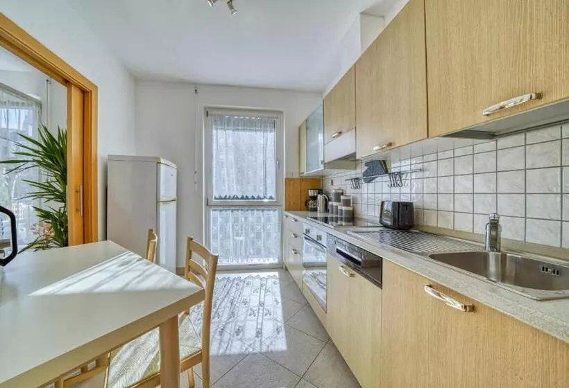 City Café   Central Apartment