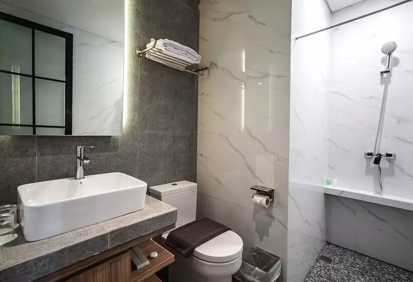 Hotelli Loa Living Solo Baru