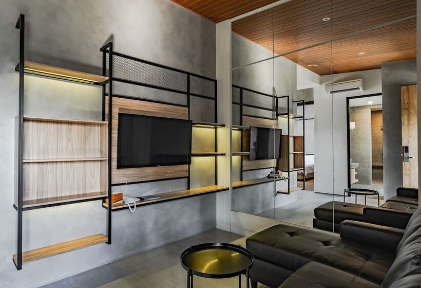 בית מלון כפרי Loa Living Solo Baru