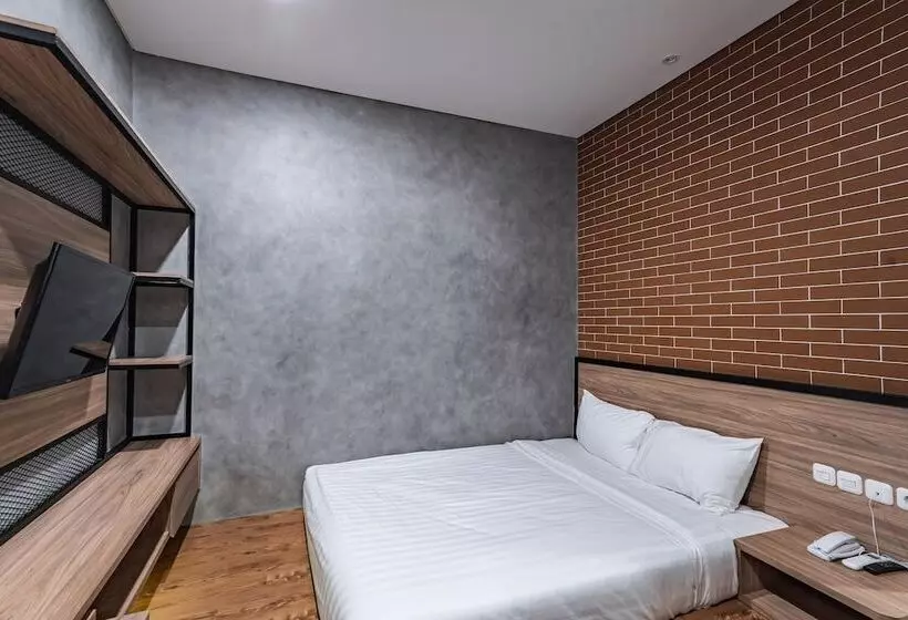 Hotelli Loa Living Solo Baru