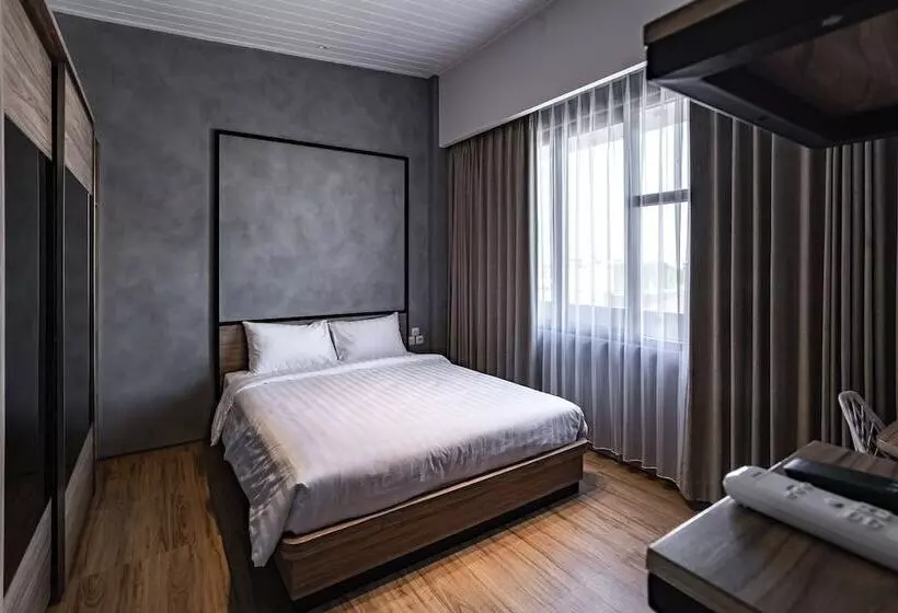 Hotelli Loa Living Solo Baru