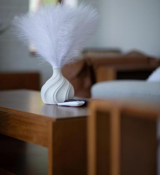 Nutnicha River House