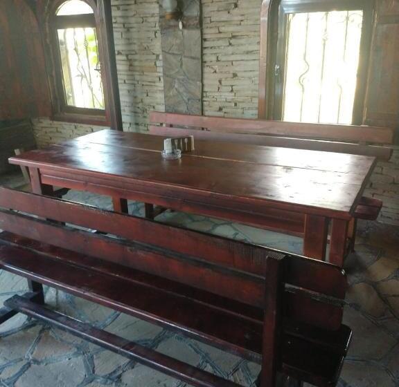 بنسيون къща за гости валена град черноморец