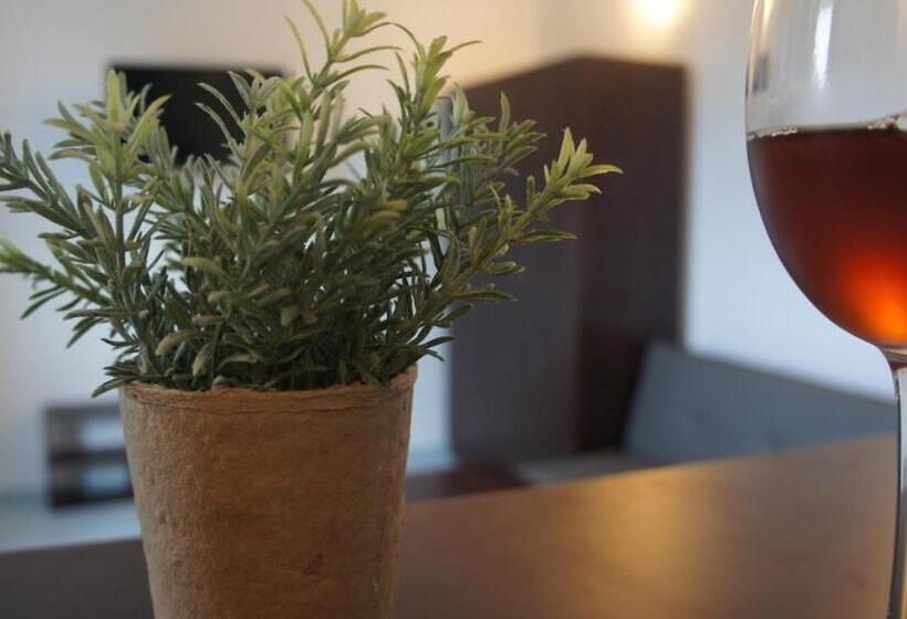 بنسيون къща за гости валена град черноморец