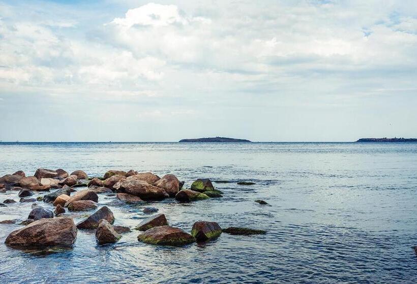 بنسيون къща за гости валена град черноморец