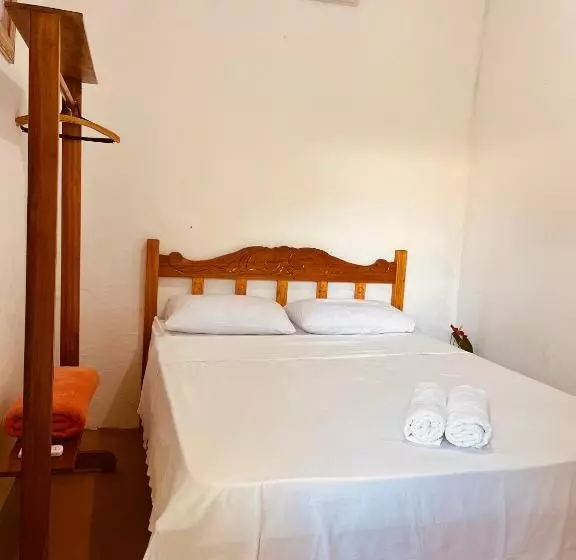 ユースホステル Pousada Clara