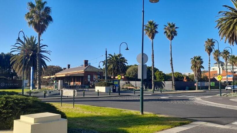 Beautiful Apartment 100mts Near The Beach In Port Melbourne