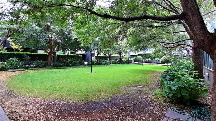 Beautiful Apartment 100mts Near The Beach In Port Melbourne