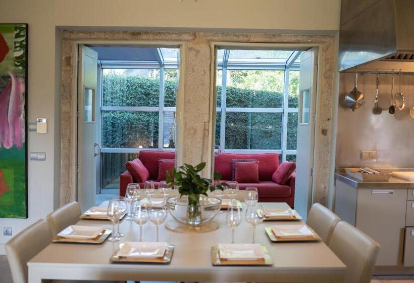 Espectacular Villa En Mondariz, Casa Mirabal