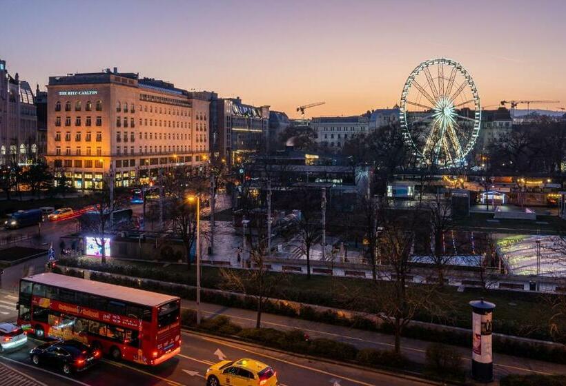 ホテル Budapest Eye  Boutique Suites, By Bqa
