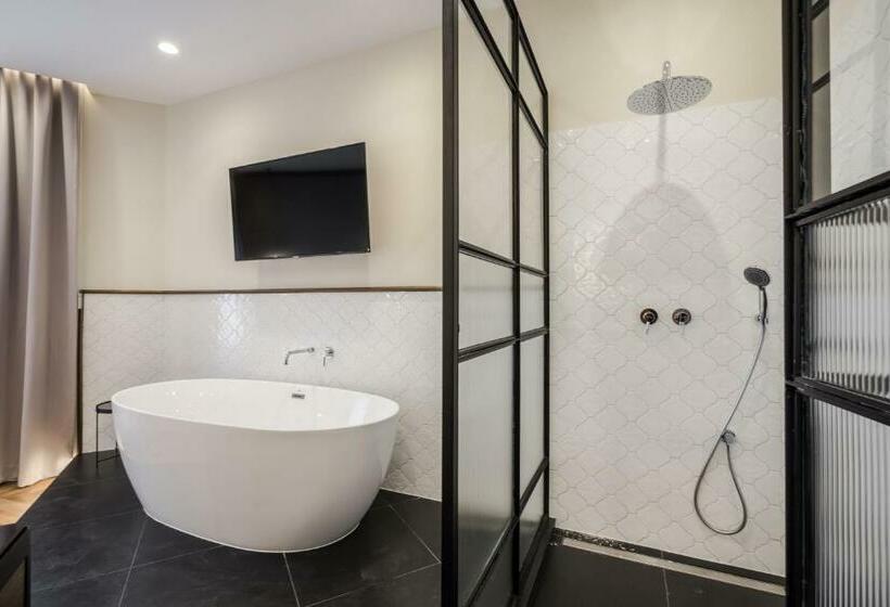 ホテル Budapest Eye  Boutique Suites, By Bqa