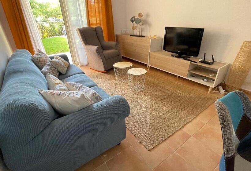 Luminoso Y Tranquilo Apartamento Con Jardin En Campo De Golf Valle Del Este