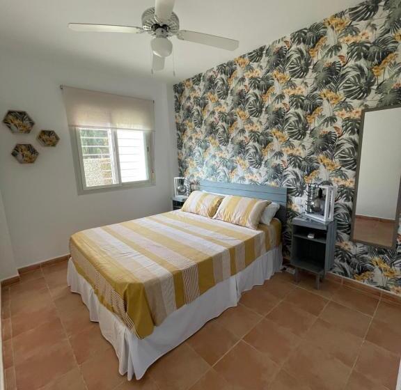 Luminoso Y Tranquilo Apartamento Con Jardin En Campo De Golf Valle Del Este