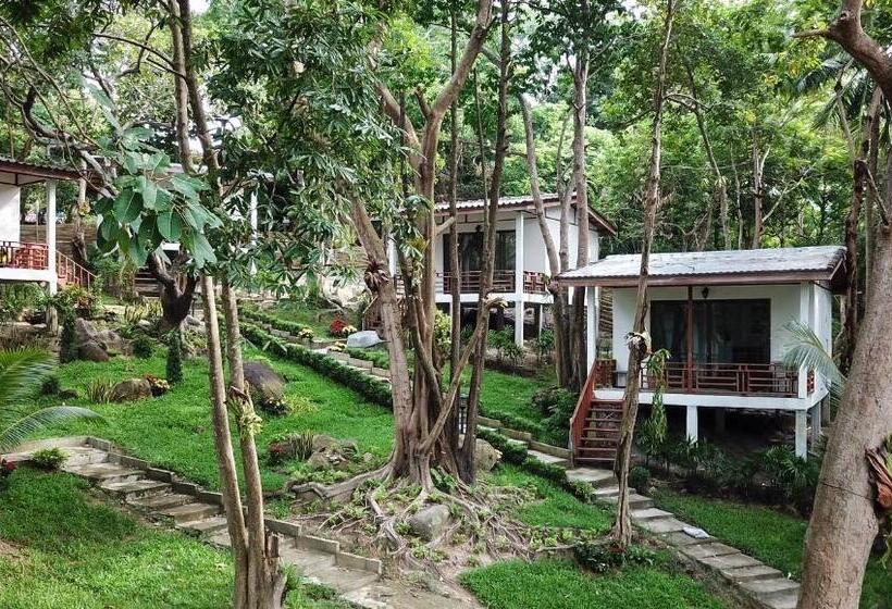 Resort Chareena Beachside