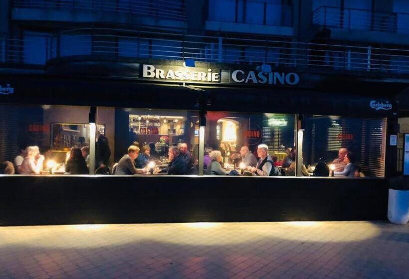 Santhooft B , Bus 514 Nieuwpoort Bad