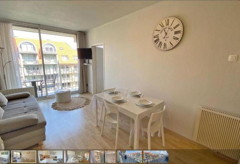 Santhooft B , Bus 514 Nieuwpoort Bad